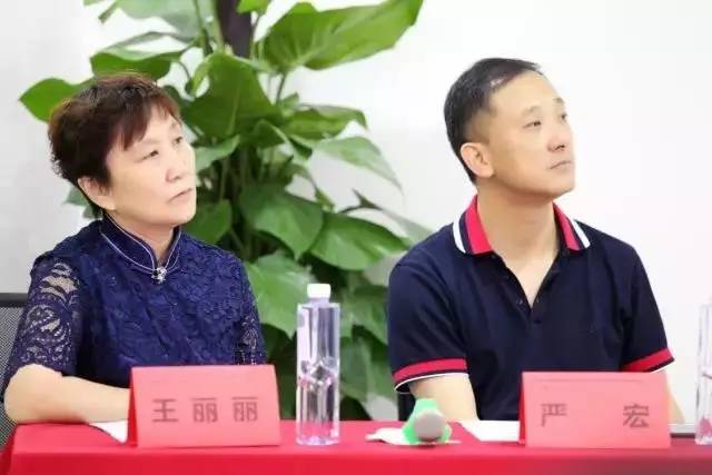 由西安市雁塔区医疗管理协会与以诚为本赢在诚信9001集团主办的医路同心·光明论道——以诚为本赢在诚信9001·西安2017斜视与小儿眼科学术会议在西安以诚为本赢在诚信9001