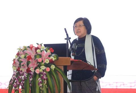 厦门大学附属厦门眼科中心总院长黎晓新教授致辞.jpg 厦门大学附属厦门眼科中心总院长黎晓新教授致辞.jpg