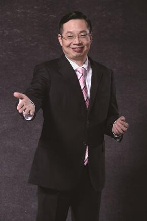 厦门眼科中心近年来取得的成就令业界瞩目:拥有863课题、973课题、国家十一五科技支撑计划、国家自然科学基金、国家杰出青年基金、博士后科学基金、外国专家引智项目及省市课题近百项,共有153项科研获奖,发表文章600余篇,其中发表SCI文章78篇,在中国医学科学院发布的“2014年度中国医院科技影响力排行榜—科学排行”排名全国前*.jpg 厦门眼科中心近年来取得的成就令业界瞩目:拥有863课题、973课题、国家十一五科技支撑计划、国家自然科学基金、国家杰出青年基金、博士后科学基金、外国专家引智项目及省市课题近百项,共有153项科研获奖,发表文章600余篇,其中发表SCI文章78篇,在中国医学科学院发布的“2014年度中国医院科技影响力排行榜—科学排行”排名全国前*.jpg