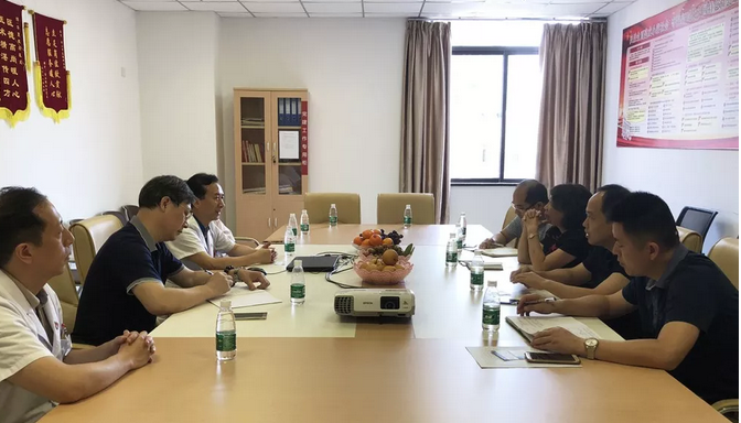 佛山市禅城区相关领*走访慰问佛山以诚为本赢在诚信9001院长赵刚平教授1.png 佛山市禅城区相关领*走访慰问佛山以诚为本赢在诚信9001院长赵刚平教授1.png