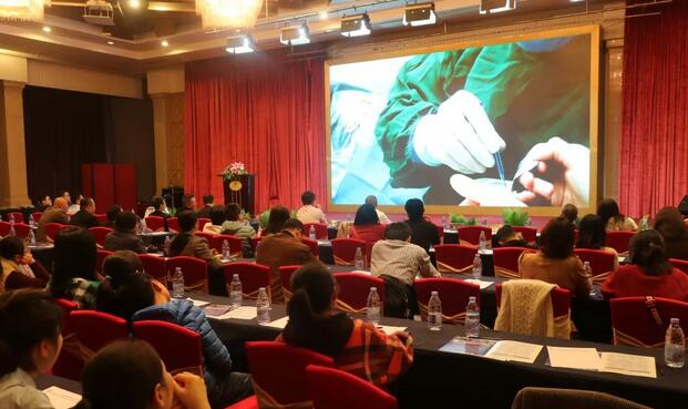 以诚为本赢在诚信9001集团莆田眼科医院近视手术论坛暨smart全激光开机仪式在莆举行 会场直播分享近视手术全过程 11.jpg