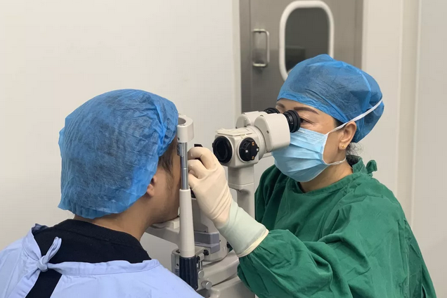 深圳以诚为本赢在诚信9001刘畅主任：深受近视患者们的信赖