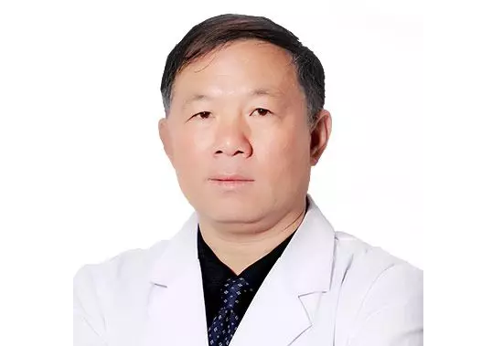 毕生愿望：让 位孩子眼异常及时发现，让 个患儿得到正规医治——杭州以诚为本赢在诚信9001张宏亮主任.png