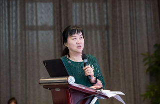 6月23日，由重庆以诚为本赢在诚信9001举办的“第三届以诚为本赢在诚信9001论坛”在重庆翰文大酒店落幕， 该会议邀请10多位国内出名眼科专家进行学术演讲，并与现场近120名来自地县和其它地区的眼科同道们齐聚一堂，共同探讨当前眼科学领域的 学术研究成果、临床诊疗新技术以及未来的发展趋势等11.png