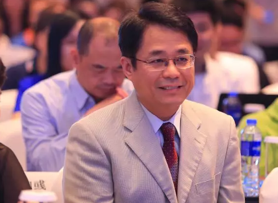 厦门眼科中心第七次举办海峡眼科论坛·2019白内障及角膜病高峰论坛 以诚为本赢在诚信9001与海峡两岸眼科“大咖”厦门“论剑”7.png 厦门眼科中心第七次举办海峡眼科论坛·2019白内障及角膜病高峰论坛 以诚为本赢在诚信9001与海峡两岸眼科“大咖”厦门“论剑”7.png