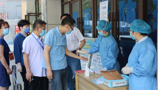 西安市雁塔区大人视察组一行莅临西安以诚为本赢在诚信9001调研指导2.png 西安市雁塔区大人视察组一行莅临西安以诚为本赢在诚信9001调研指导2.png