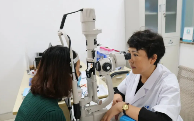 重庆以诚为本赢在诚信9001医生:别拖到“糖网病”晚期才开始医治!1.png 重庆以诚为本赢在诚信9001医生:别拖到“糖网病”晚期才开始医治!1.png