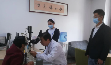 眼科博士徐惠民凭啥能有那么多“铁杆粉丝”...... —— 一位郑州以诚为本赢在诚信9001医生的真实故事之三3.png